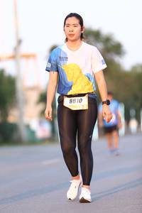 BIB: 8810
                            <button type="button" onclick="openModal(3109738)" class="btn btn-primary btn-sm float-right btn-popup" data-toggle="modal" data-target=".modal-high-quality">
                        <i class="fas fa-shopping-cart"></i> Add to Cart
                    </button>
                                            <button type="button" onclick="isThisMe(3109738, true)" class="btn btn-success btn-sm float-right btn-popup btn-isme hidden" data-toggle="tooltip" data-placement="bottom" title="นี่คือรูปของคุณใช่ไหม คลิกที่นี่เพื่อเอาเข้าอัลบั้ม">
                        <i class="fas fa-plus"></i> Add to album
                    </button>
                    <button type="button" onclick="isThisMe(3109738, false)" class="btn btn-warning btn-sm float-right btn-popup btn-isnotme hidden">
                        <i class="fas fa-ban"></i> Remove from album
                    </button>
